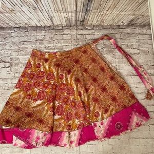 NWOT Iris impressions multiple colors floral wrap skirt